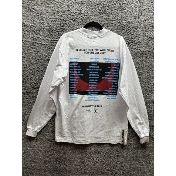 Property Of Creative Control Jeen-Yuhs Kanye West In Theaters Worldwide Size‎ XL